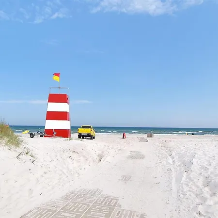 Laurentius - 50m From The Sea By Interhome